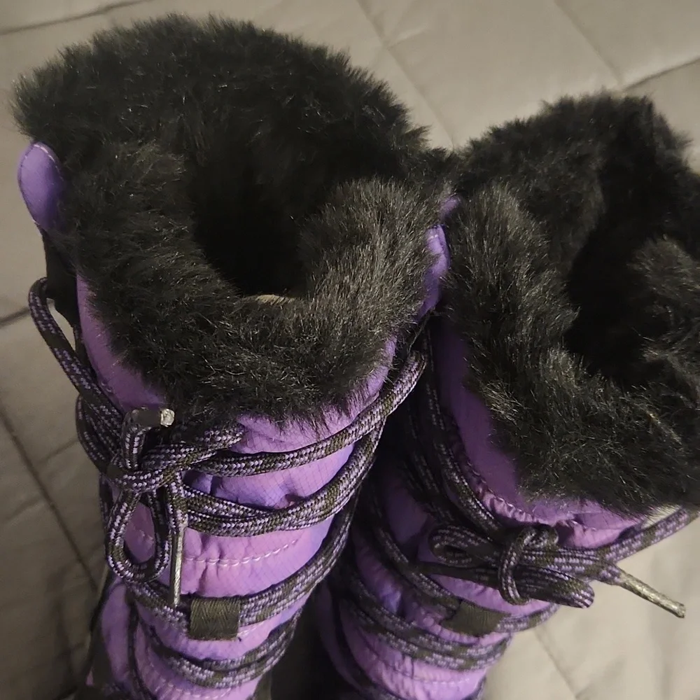 Sorel Purple Boots - Picture 4 of 7